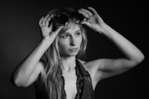 テニス肘が治らない原因とは何ですか？