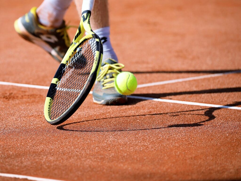テニス肘を放置するとどんな危険があるの？